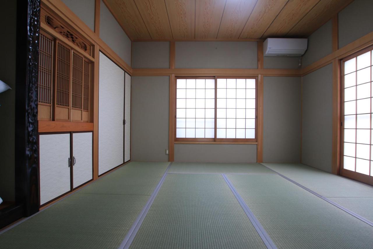 Tiz Wan 洲本 Villa Sumoto Buitenkant foto